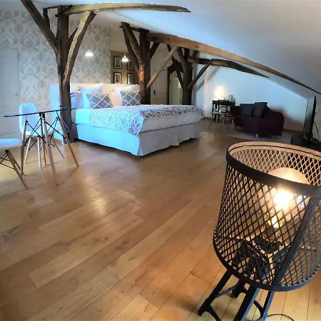 La Carreterie - Maison De Famille{s} Bed & Breakfast 4*
