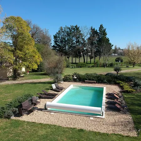 Bed & Breakfast La Carreterie - Maison De Famille{s} Pineuilh