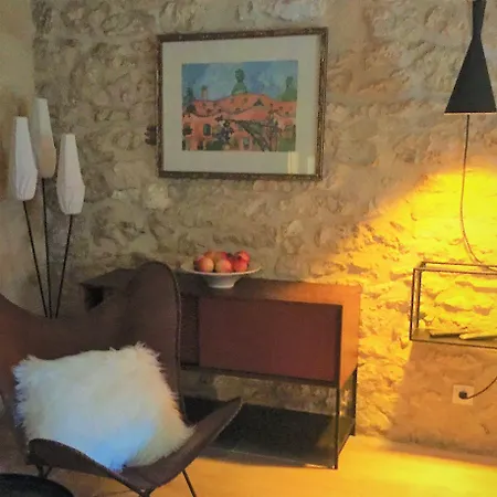 La Carreterie - Maison De Famille{s} Bed & Breakfast Pineuilh