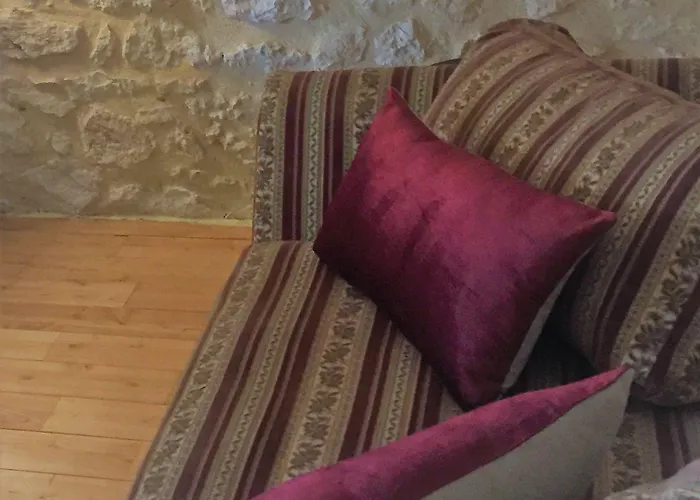 Bed and Breakfast La Carreterie - Maison De Famille{s} Pineuilh